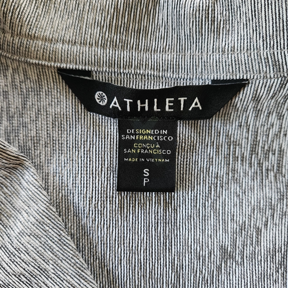 Athleta Echo Button Up Shirt Small - Picture 5 of 9